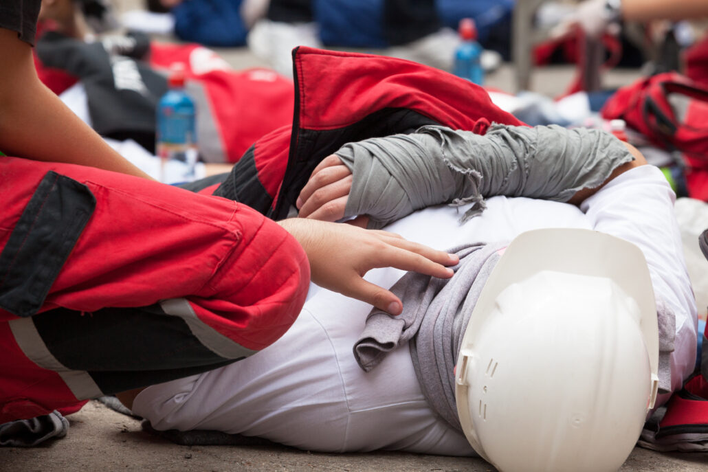Workplace accident - First aid after occupational injury